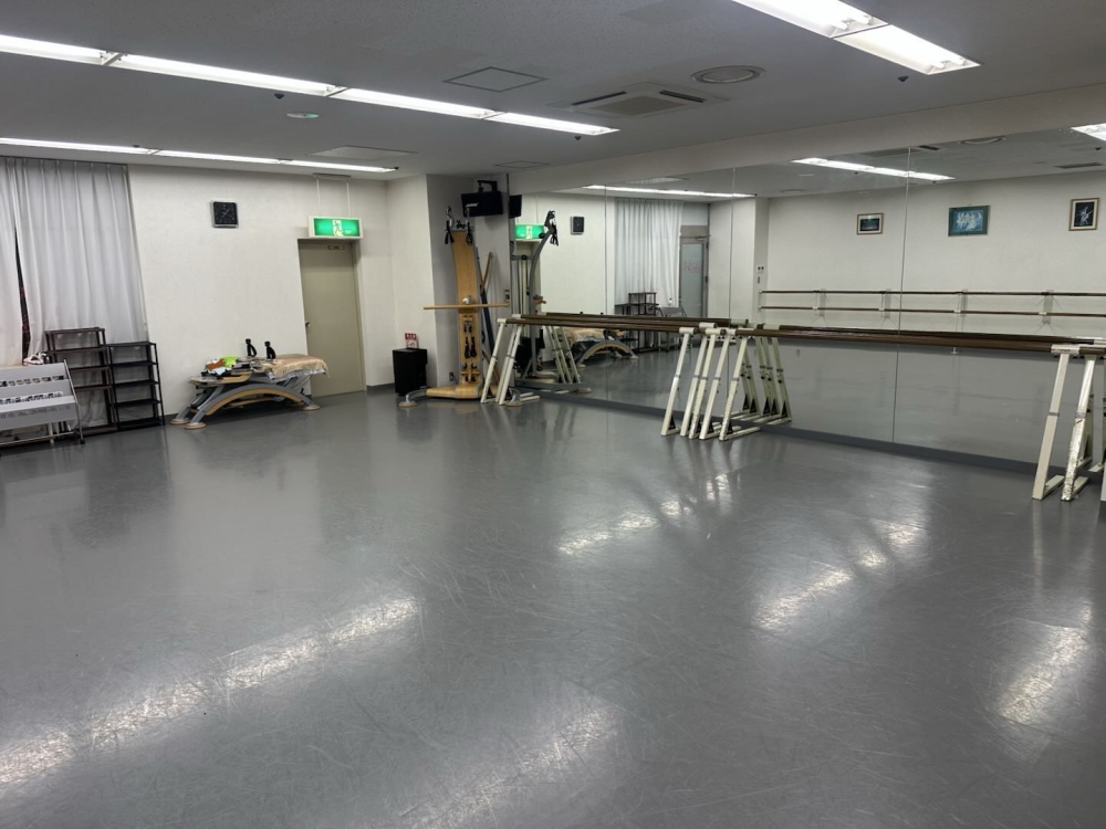 株式会社エクスキュートが運営するダンススクール